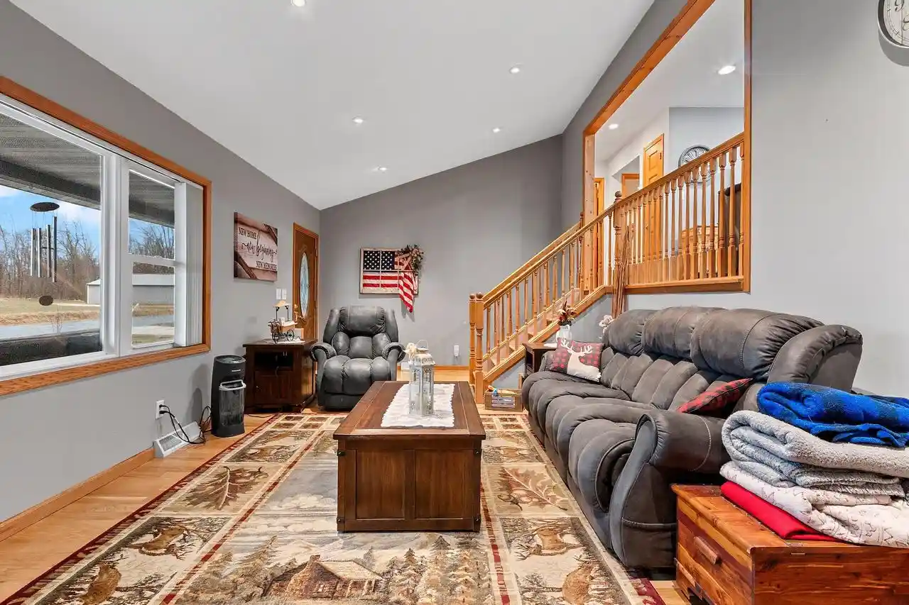 Homes for sale in Manitowoc, WI | 7624 Seidl Road Road, Manitowoc, WI 54220 | MLS# 1956404