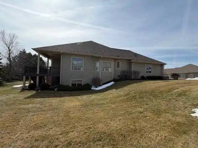 Homes for sale in Franklin, WI | 6837 W Greyhawk Court Court, Franklin, WI 53132 | MLS# 1956407