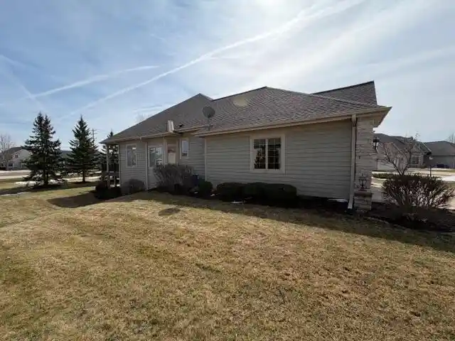 Homes for sale in Franklin, WI | 6837 W Greyhawk Court Court, Franklin, WI 53132 | MLS# 1956407