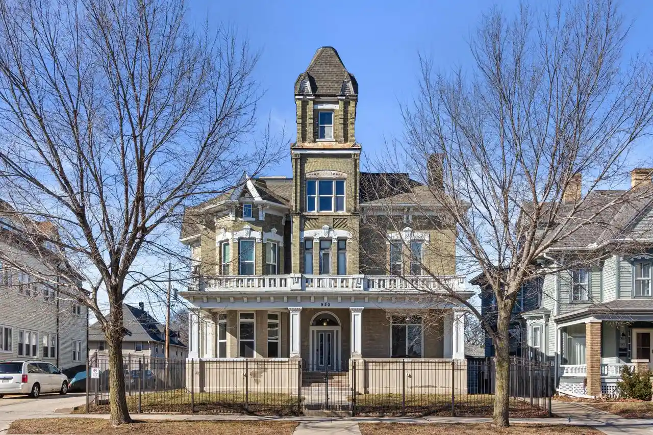 1st image of 920 Main Street Street, Racine, WI 53403 | MLS# 1956435
