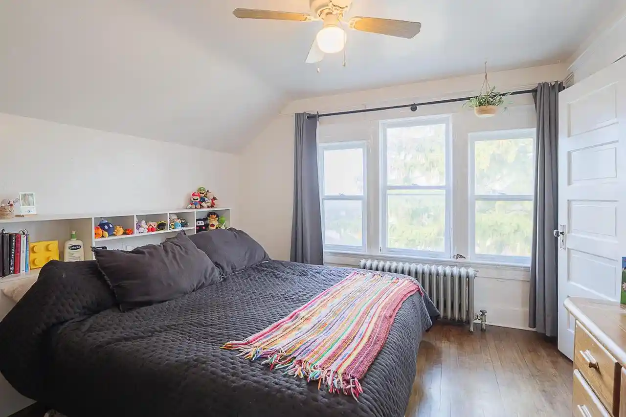 Homes for sale in Green Bay, WI | 525 S Quincy Street Street, Green Bay, WI 54301 | MLS# 50323122