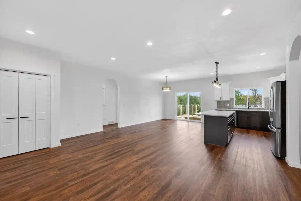4th image of W647 Oak Shore Dr Dr, Fall River, WI 53932 | MLS# 2019980