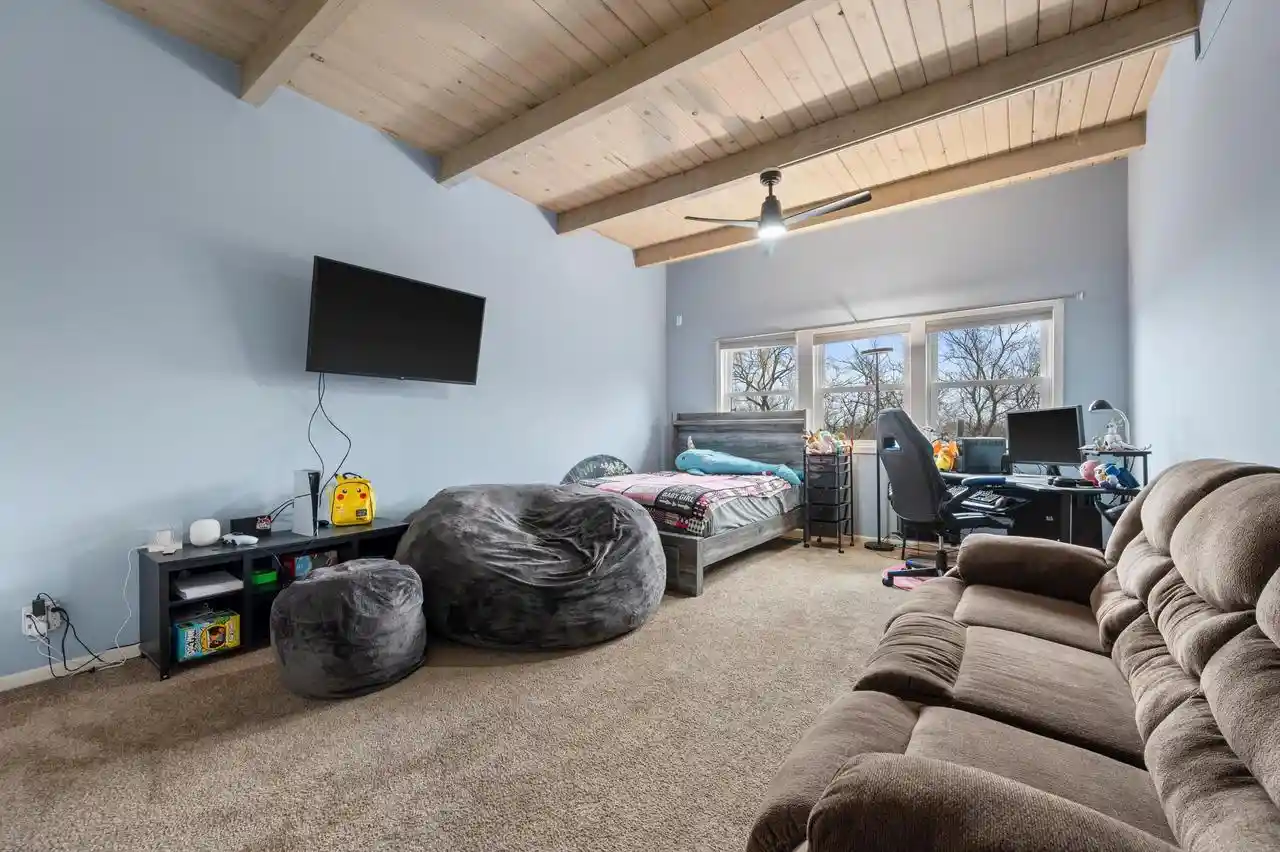 Photo 3 of Single family home for sale at 6171 Pleasant Hill Dr Dr, West Bend, WI 53095 | MLS# 1956532 | Listing updated on 2026-10-05