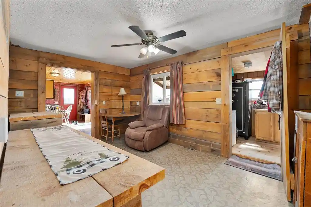4th image of 12095 County Hwy Ee, Cadott, WI 54727 | MLS# 1599697