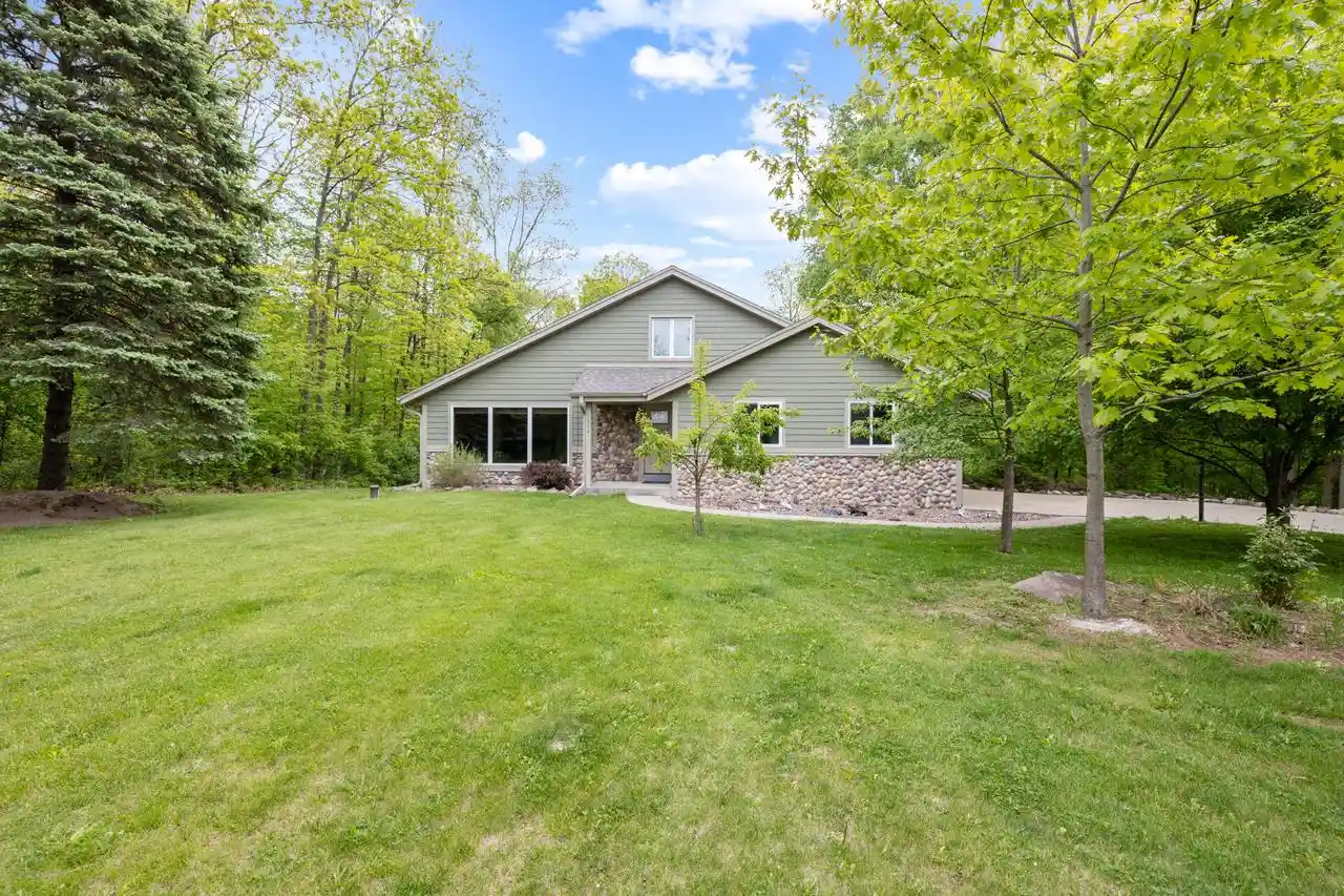 Homes for sale in Slinger, WI | 3324 County Hwy Cc, Slinger, WI 53086 | MLS# 1956570