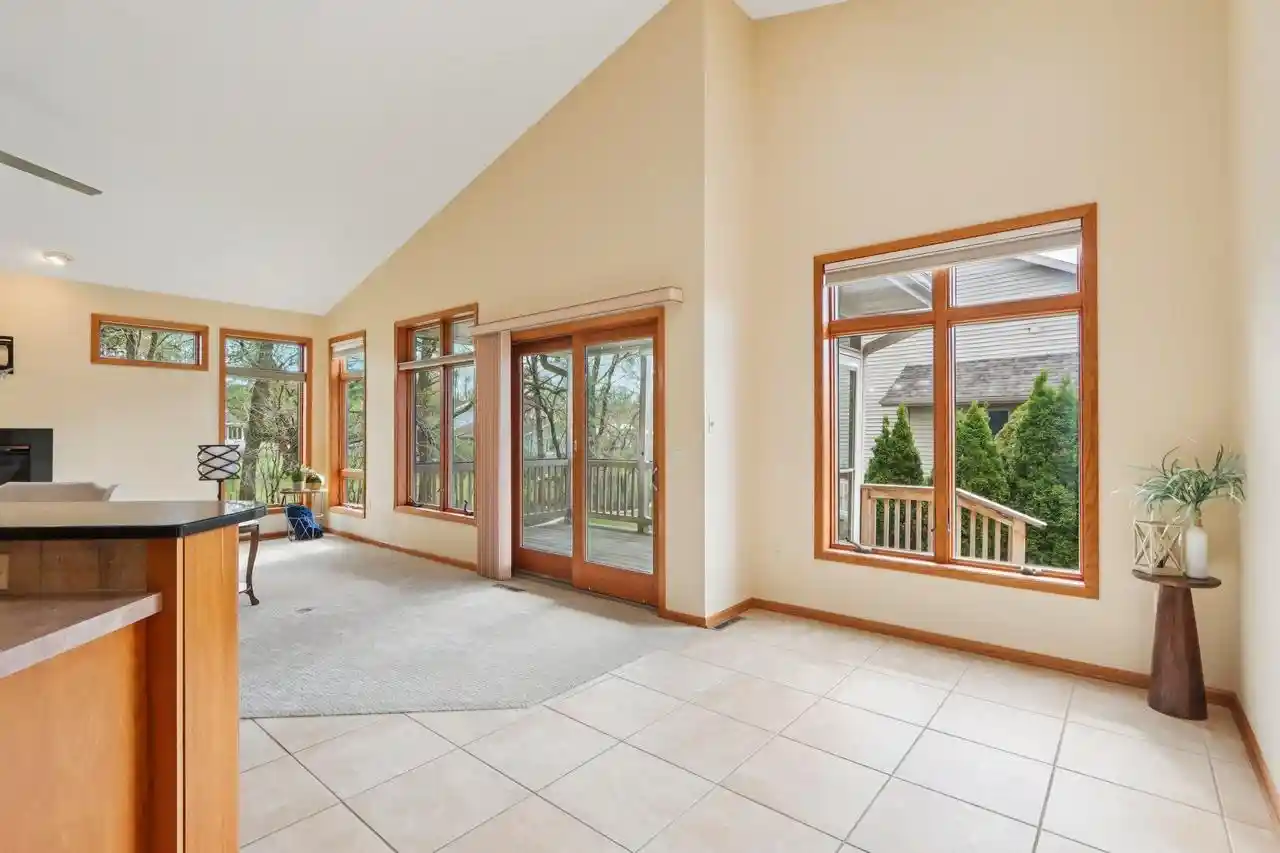 Homes for sale in Prairie Du Sac, WI | 734 8th Street Street, Prairie Du Sac, WI 53578 | Houzeo
