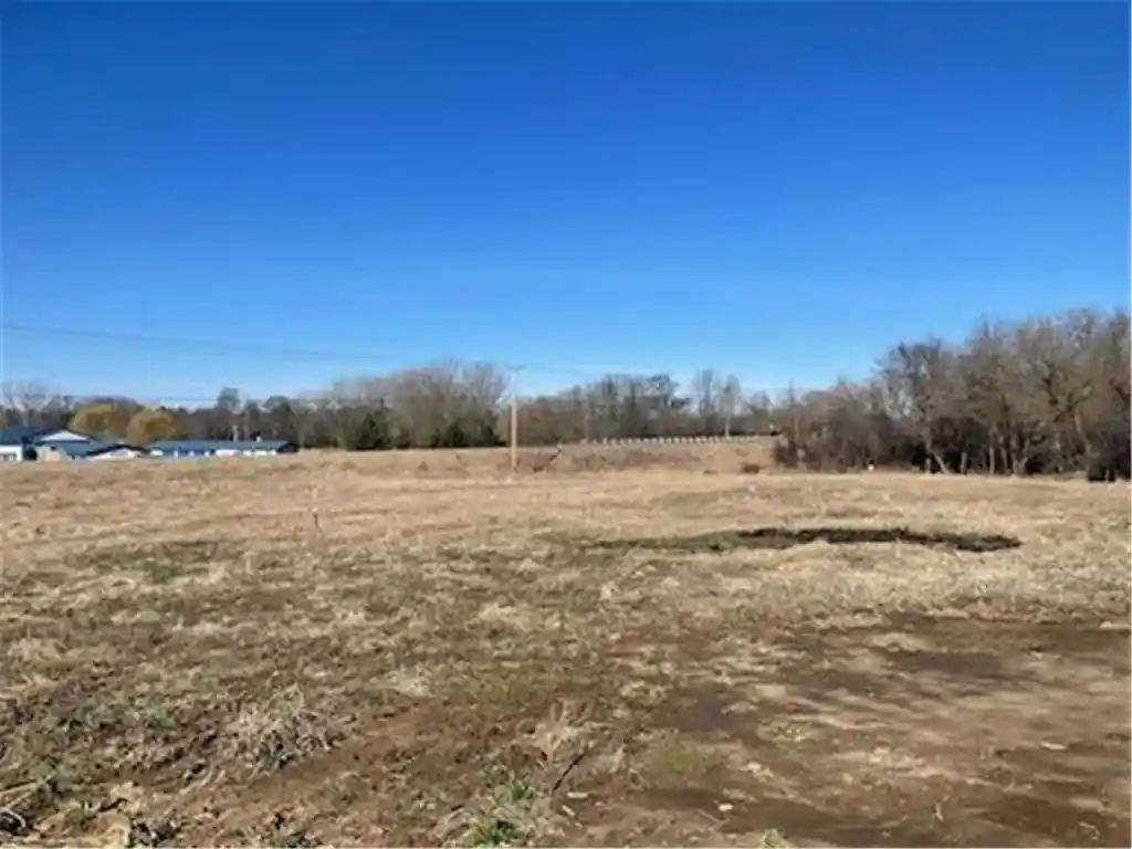 5th image of 1723 August Lane Lane, Menomonie, WI 54751 | MLS# 7048052