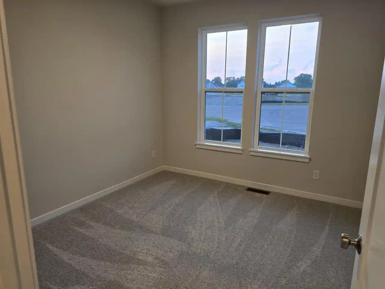 4th image of 1565 Patton Dr Dr, Hartford, WI 53027 | MLS# 1956822