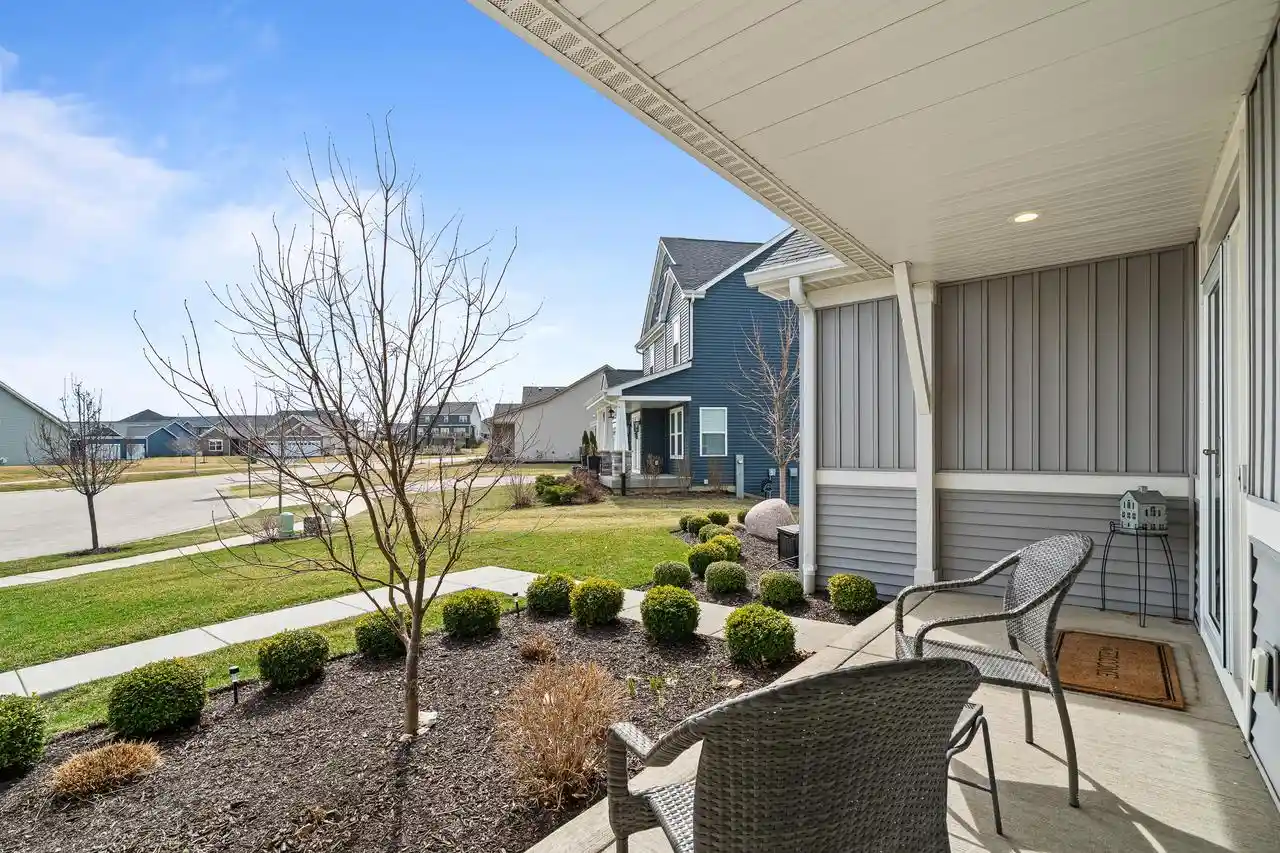Homes for sale in Lake Geneva, WI | 1740 Cobblestone Court Court, Lake Geneva, WI 53147 | MLS# 1956907