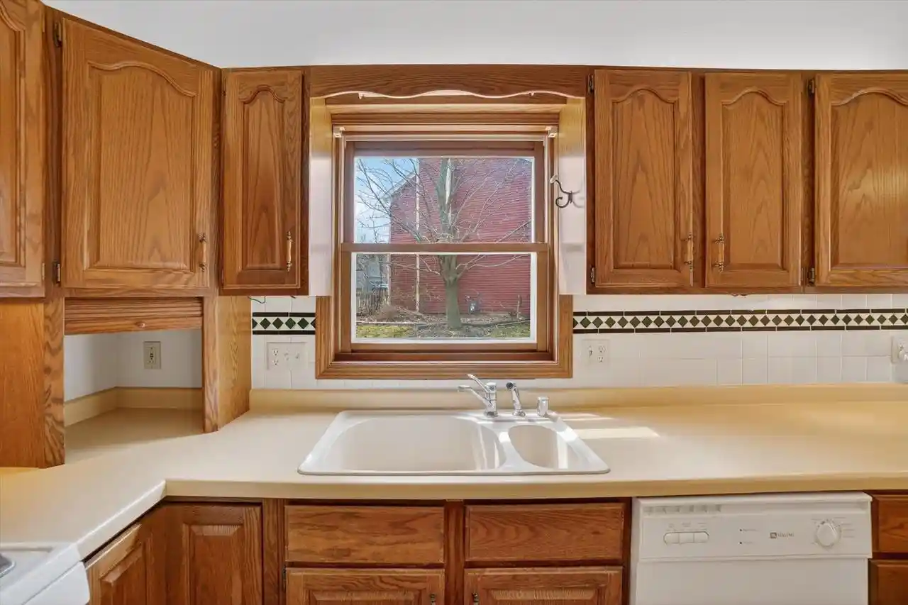 Homes for sale in West Bend, WI | 224 Deer Ridge Dr Dr, West Bend, WI 53095 | MLS# 2020268