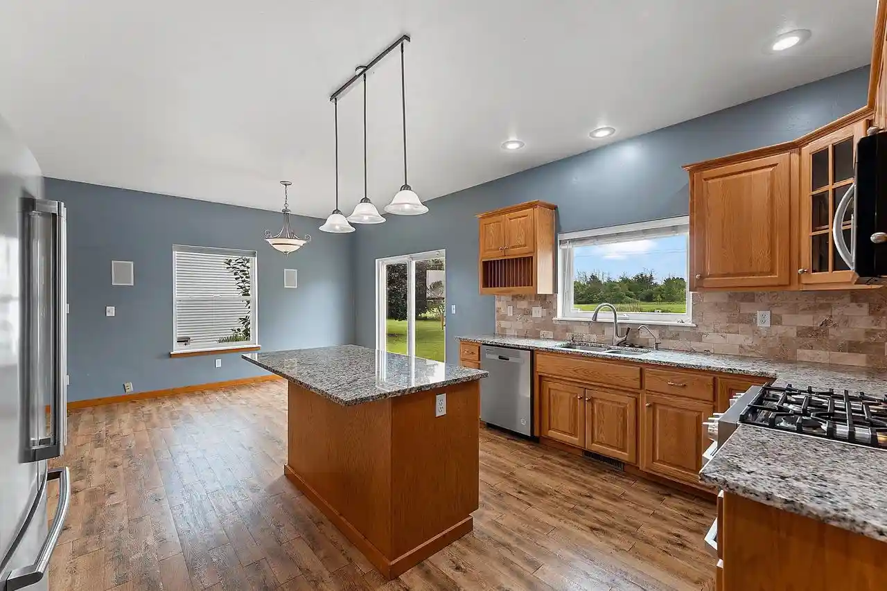 2nd image of 515 Winding Waters Way Way, De Pere, WI 54115 | MLS# 50323365