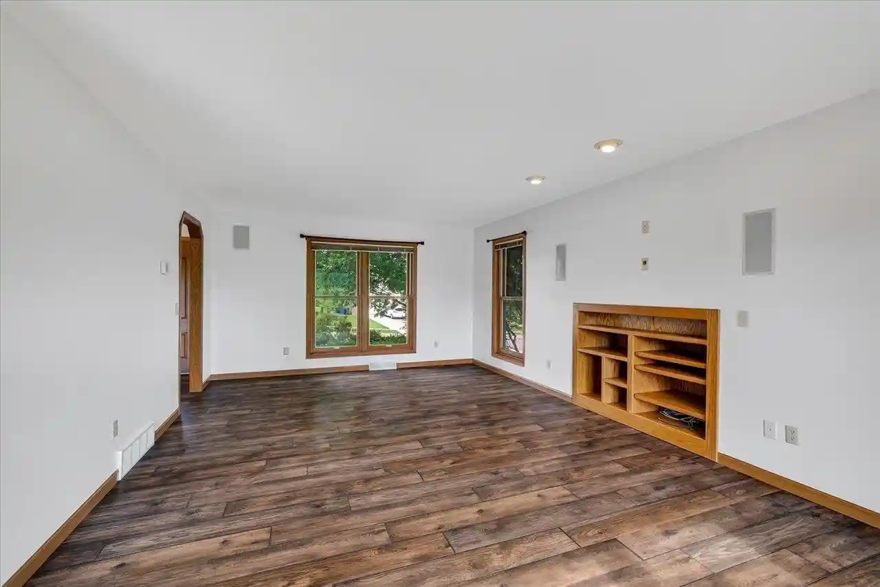 63rd image of 422 Oakwood Dr Dr, Oregon, WI 53575 | MLS# 2020302