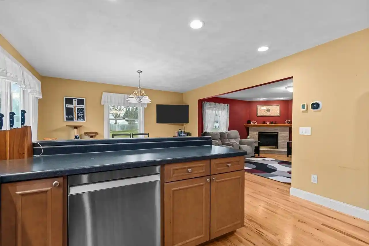 Homes for sale in New London, WI | 1401 Haymeadow Court Court, New London, WI 54961 | MLS# 50323400