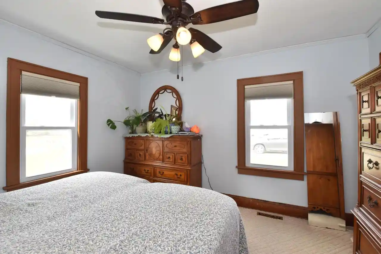 4th image of 6807 S Pennsylvania Avenue Avenue, Oak Creek, WI 53154 | MLS# 1957170