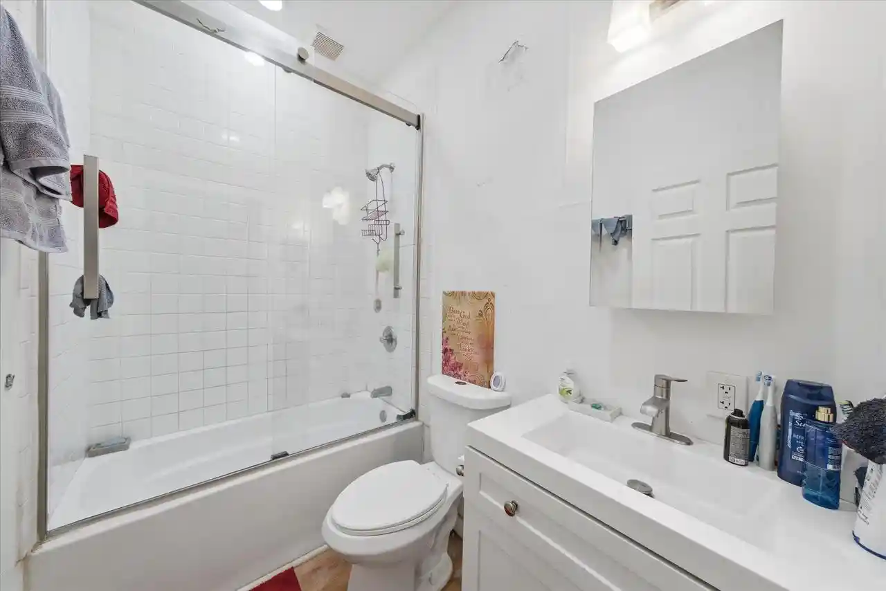 Homes for sale in Milwaukee, WI | 3459 N 8th Street Street, Milwaukee, WI 53206 | Houzeo