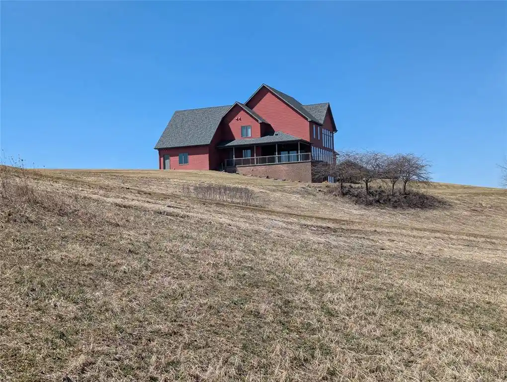 2nd image of 1310 Valley Estates Road Road, Mondovi, WI 54755 | MLS# 1599936