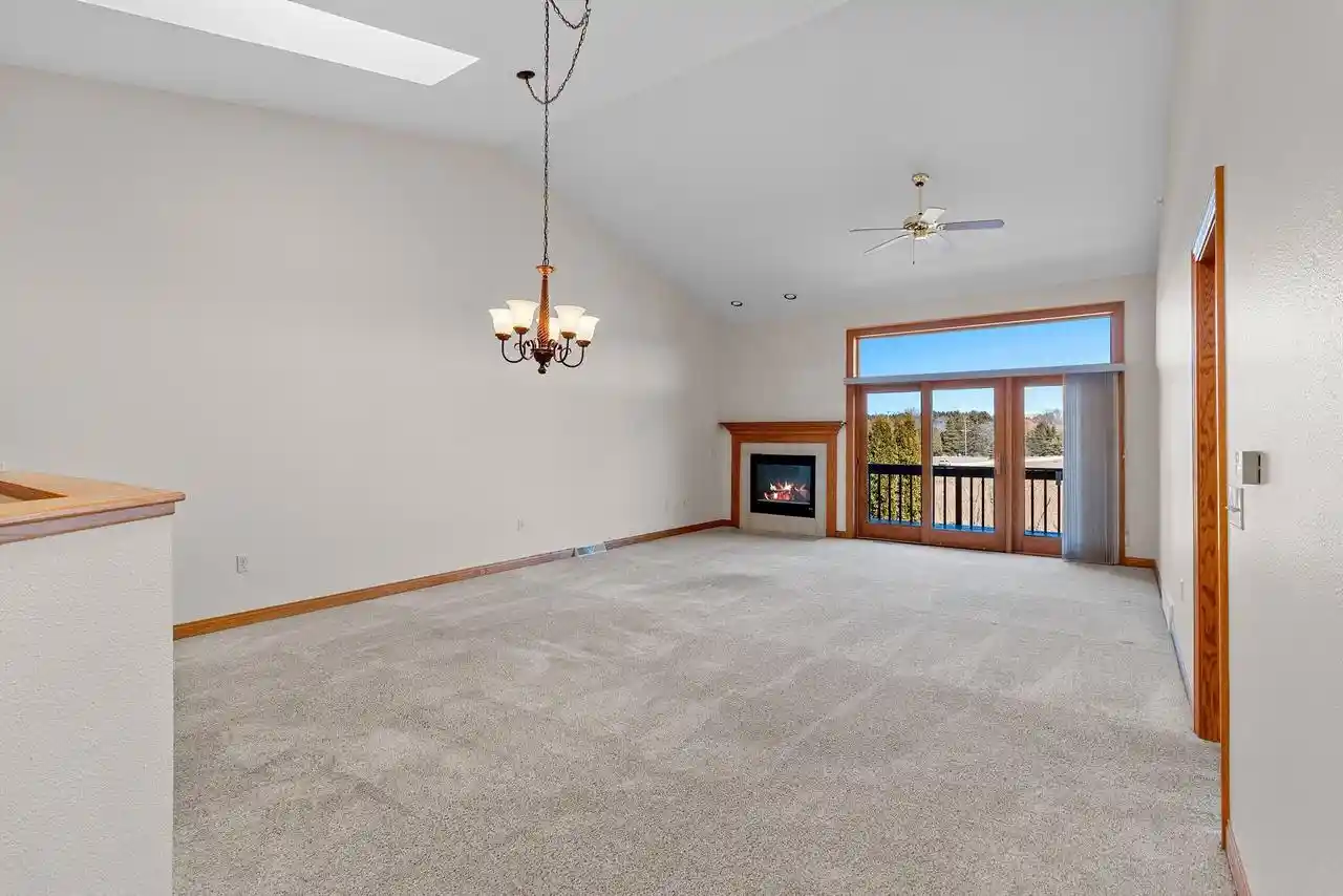 Homes for sale in Two Rivers, WI | 2121 45th Street Street, Two Rivers, WI 54241 | Houzeo