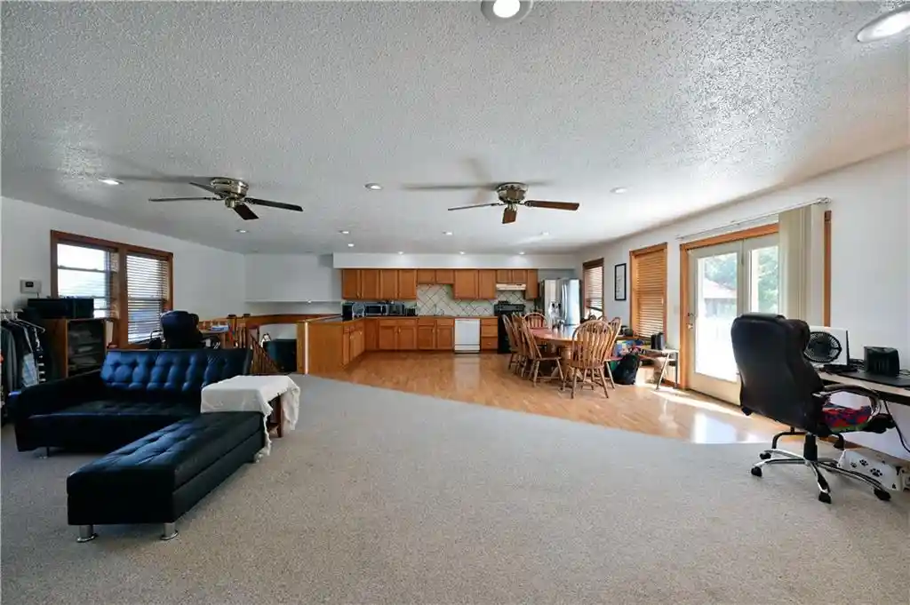 4th image of 111 Reinhart Dr Dr, Shell Lake, WI 54871 | MLS# 1599868