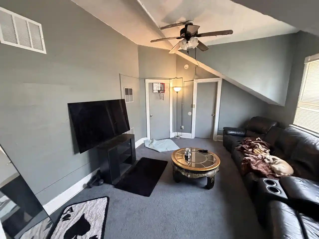 Homes for sale in South Milwaukee, WI | 1235 Michigan Avenue Avenue, South Milwaukee, WI 53172 | MLS# 1957377