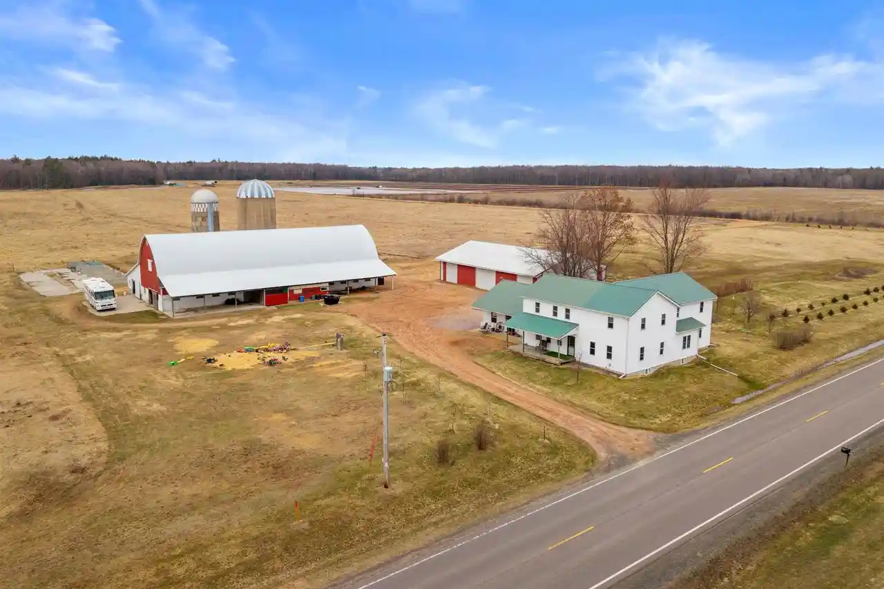 Homes for sale in Wisconsin Rapids, WI | 6447 County Road F, Wisconsin Rapids, WI 54495 | MLS# 22601410