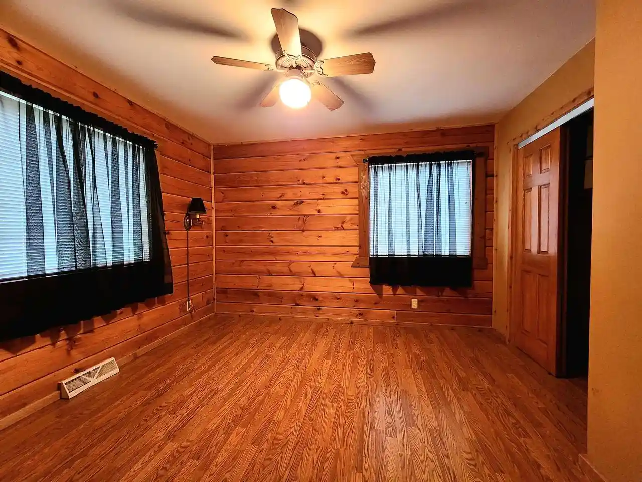 Homes for sale in Warrens,warrens, WI | 245 Blossom Dr Dr, Warrens,warrens, WI 54666 | MLS# 2020543
