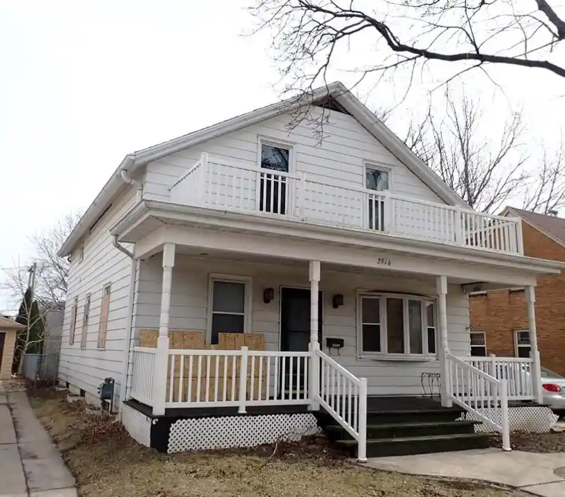 Homes for sale in Milwaukee, WI | 2916 S 60th Street Street, Milwaukee, WI 53219 | MLS# 1957559