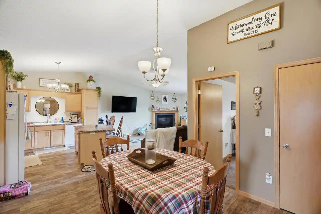 Homes for sale in Marshfield, WI | 1709 N Hume Avenue Avenue, Marshfield, WI 54449 | MLS# 22601422
