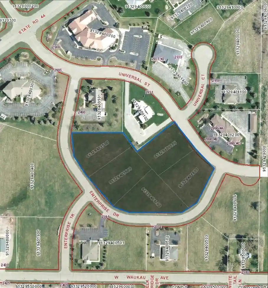 1st image of 2431 Enterprise Dr Dr, Oshkosh, WI 54904 | MLS# 50323579