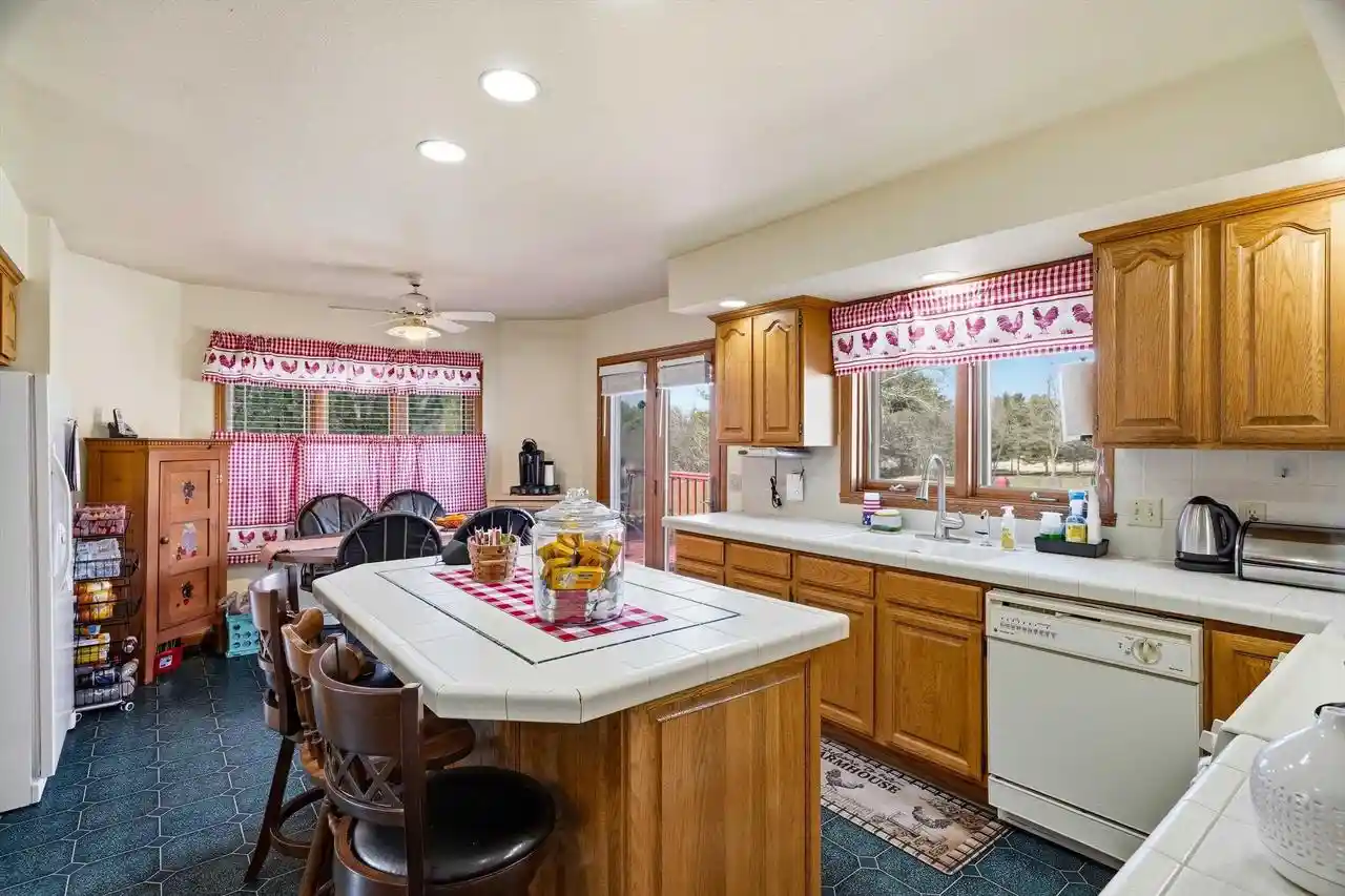 Homes for sale in Chili, WI | 11712 Eisenhower Dr Dr, Chili, WI 54420 | MLS# 22601428