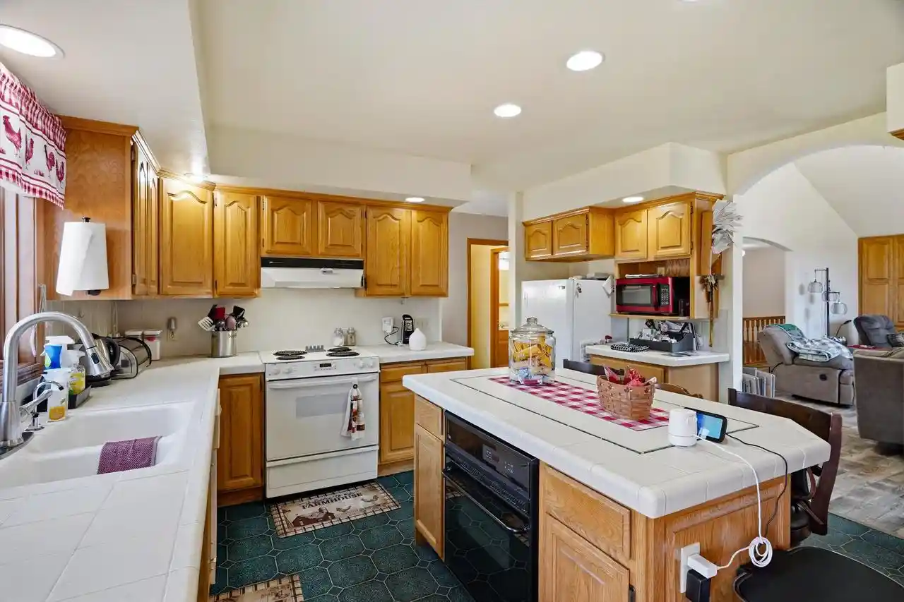 Homes for sale in Chili, WI | 11712 Eisenhower Dr Dr, Chili, WI 54420 | MLS# 22601428