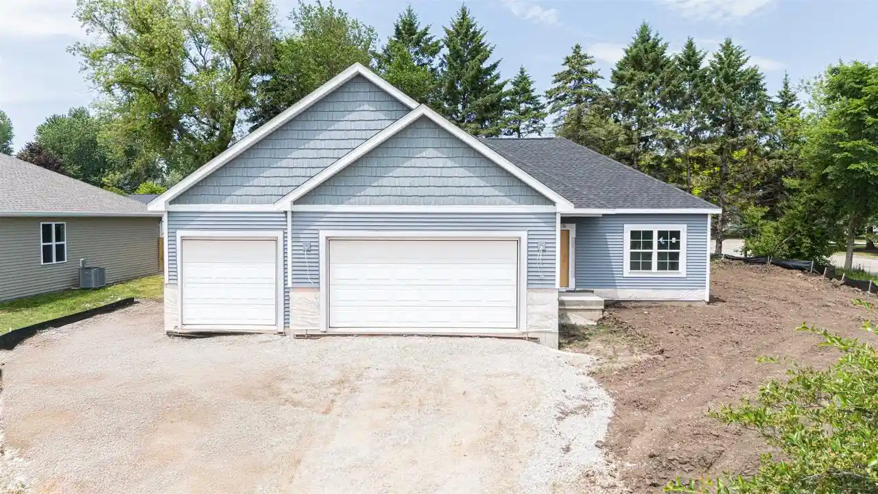 Homes for sale in Ripon, WI | 442 Village Lane Lane, Ripon, WI 54971 | MLS# 2020615