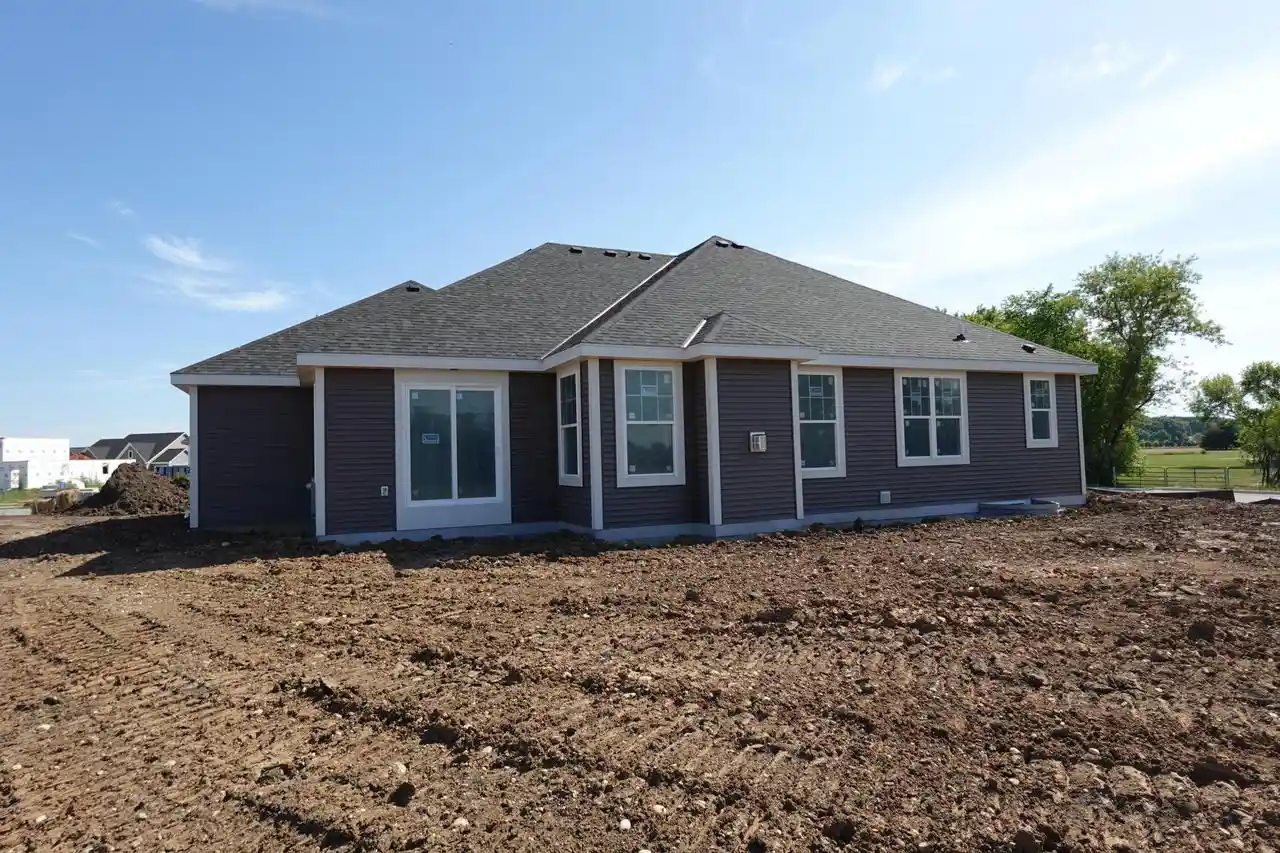 7th image of 1302 Lynn Circle Circle, Oconomowoc, WI 53066 | MLS# 1957758