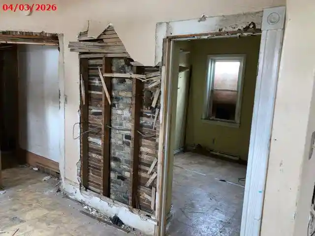 Homes for sale in Milwaukee, WI | 3901 N 3rd Street Street, Milwaukee, WI 53212 | Houzeo