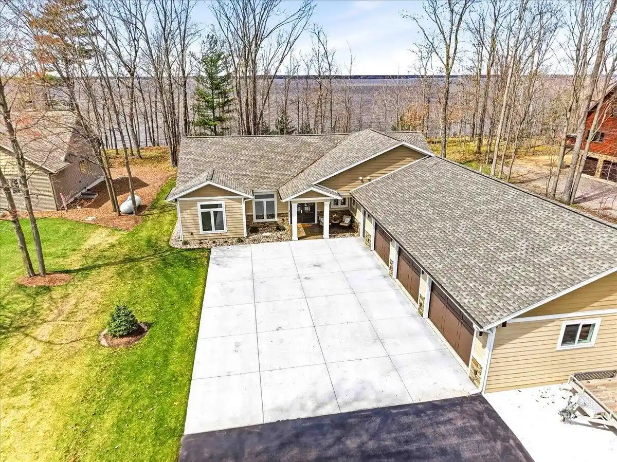 Homes for sale in Arkdale, WI | 1870 Badger Court Court, Arkdale, WI 54613 | MLS# 1957870