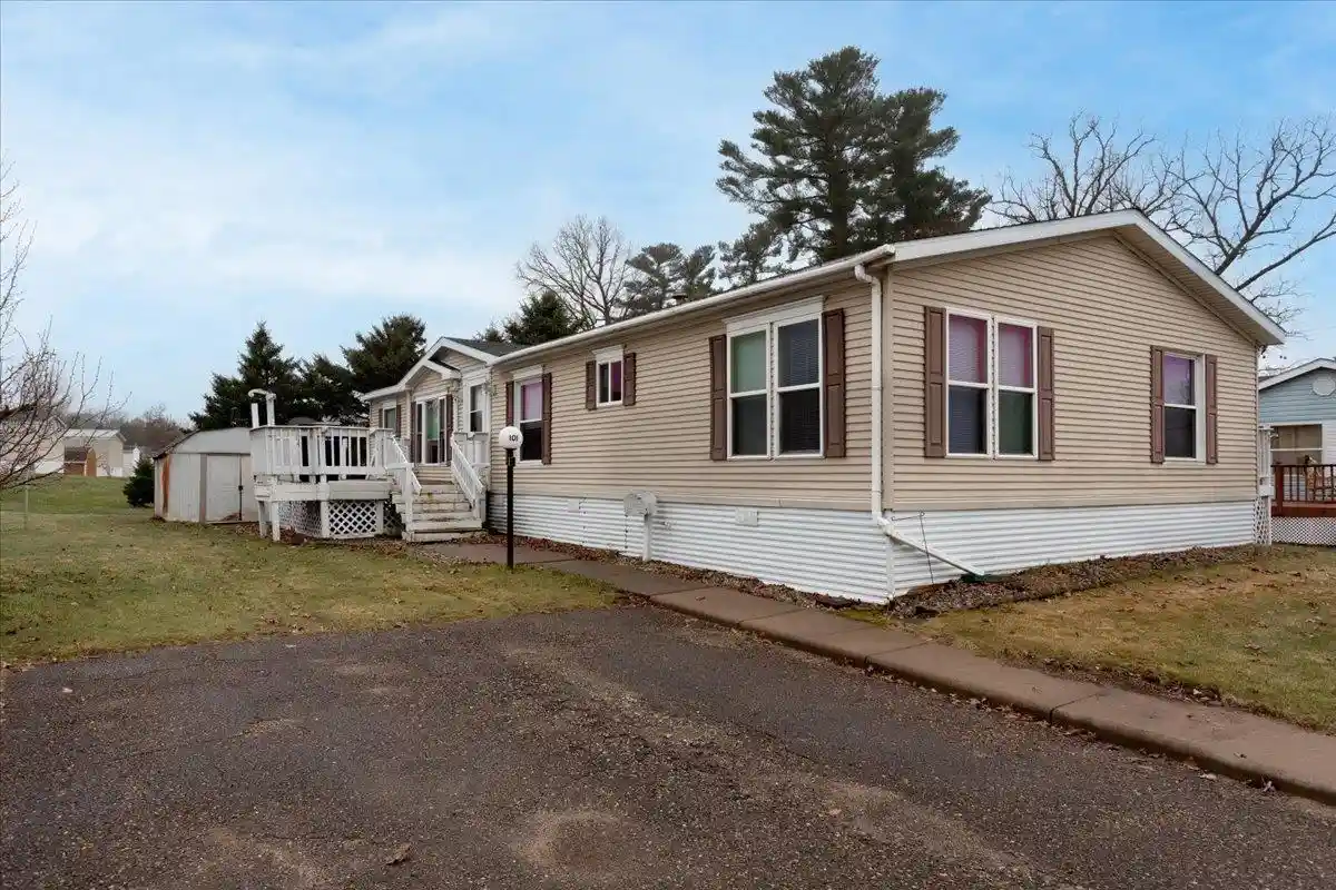 Homes for sale in Menomonie, WI | 3014 Wilson Street Street #101, Menomonie, WI 54751 | MLS# 2020718