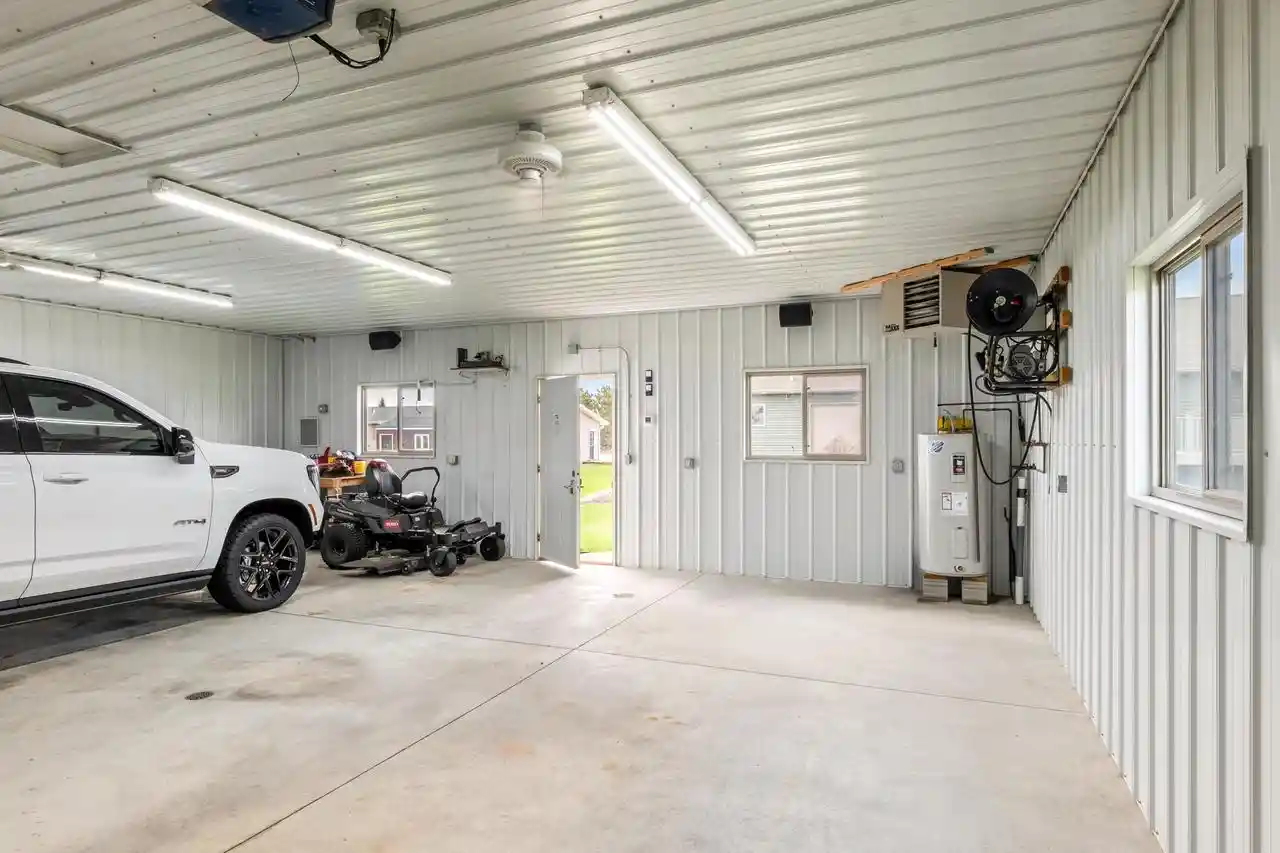 Photo 4 of Single family home for sale at N6008 Forest Ridge Road Road, Green Lake, WI 54941 | MLS# 2020778 | Listing updated on 2026-09-23
