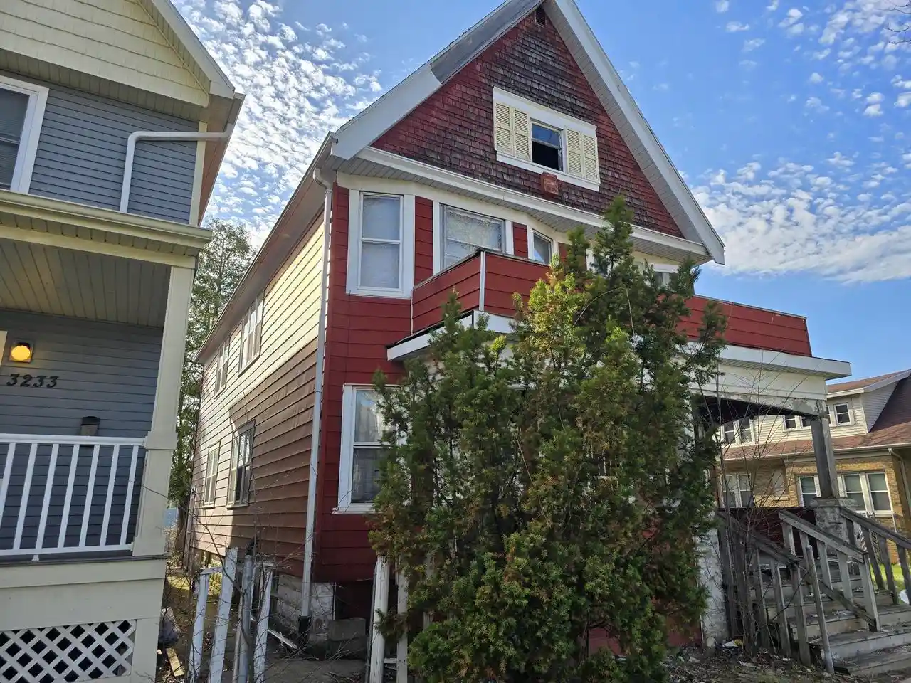 Homes for sale in Milwaukee, WI | 3237 N 26th St St, Milwaukee, WI 53206