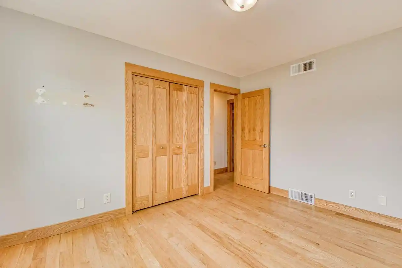 Homes for sale in East Dubuque, IL | 13800 W Valley Road Road, East Dubuque, IL 61025 | MLS# 2020927