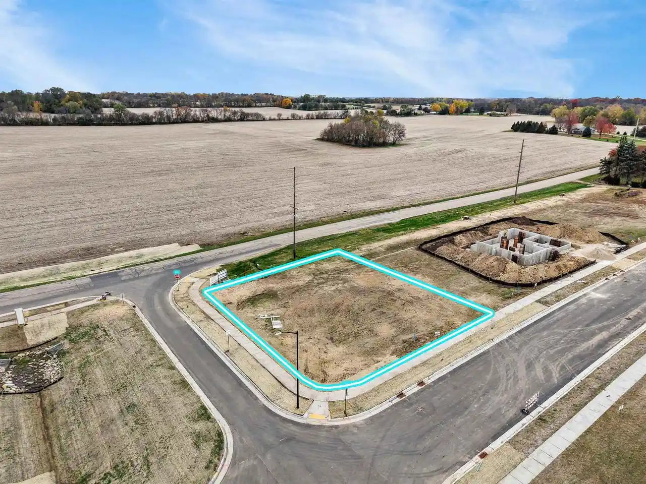 1st image of 317 Dahlia Dr Dr, Stoughton, WI 53589 | MLS# 2020961