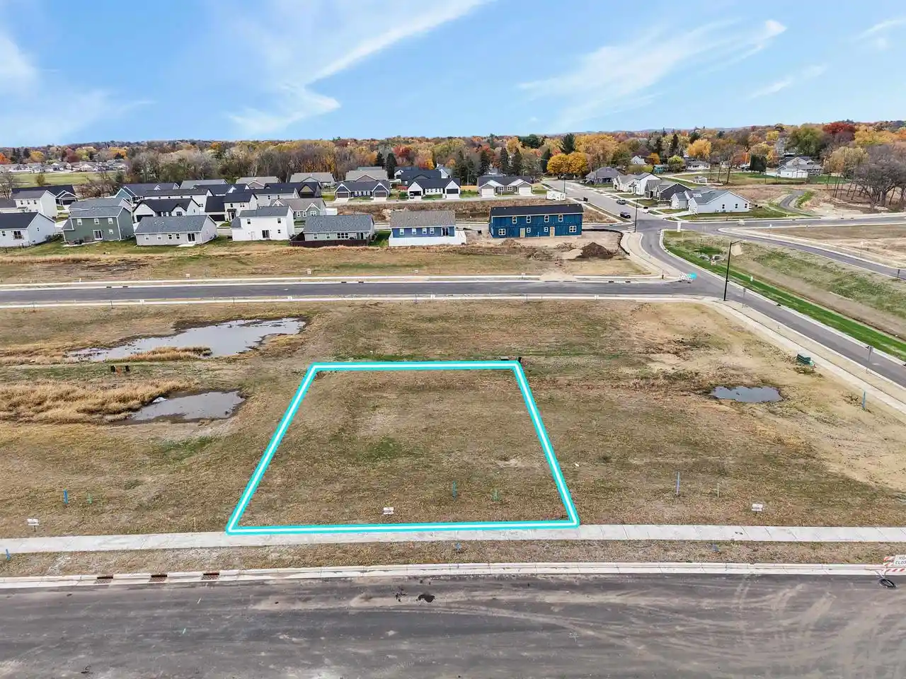 1st image of 328 Dahlia Dr Dr, Stoughton, WI 53589 | MLS# 2020967