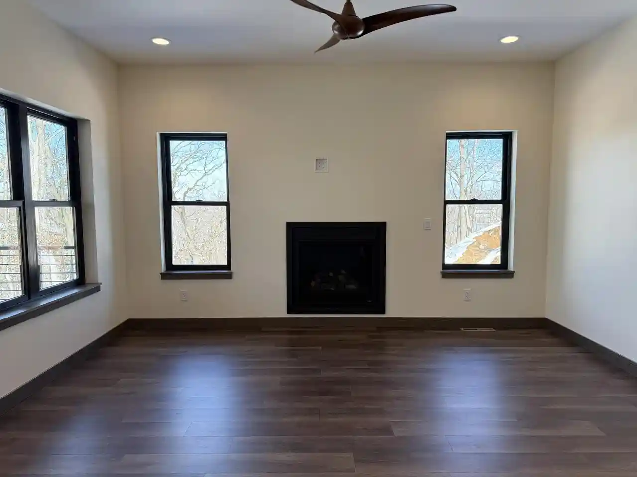 3rd image of 214 Whitetail Ln Ln, Deerfield, WI 53531