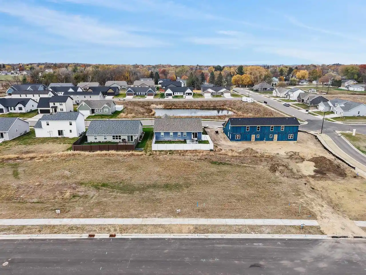 3rd image of 326 Wild Rose Way Way, Stoughton, WI 53589 | MLS# 2020984