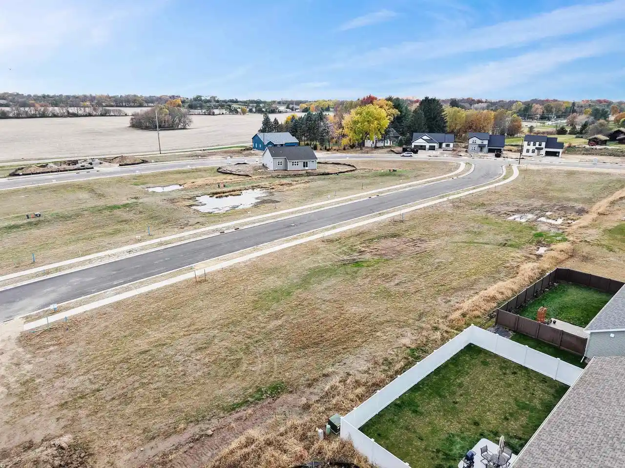 5th image of 326 Wild Rose Way Way, Stoughton, WI 53589 | MLS# 2020984
