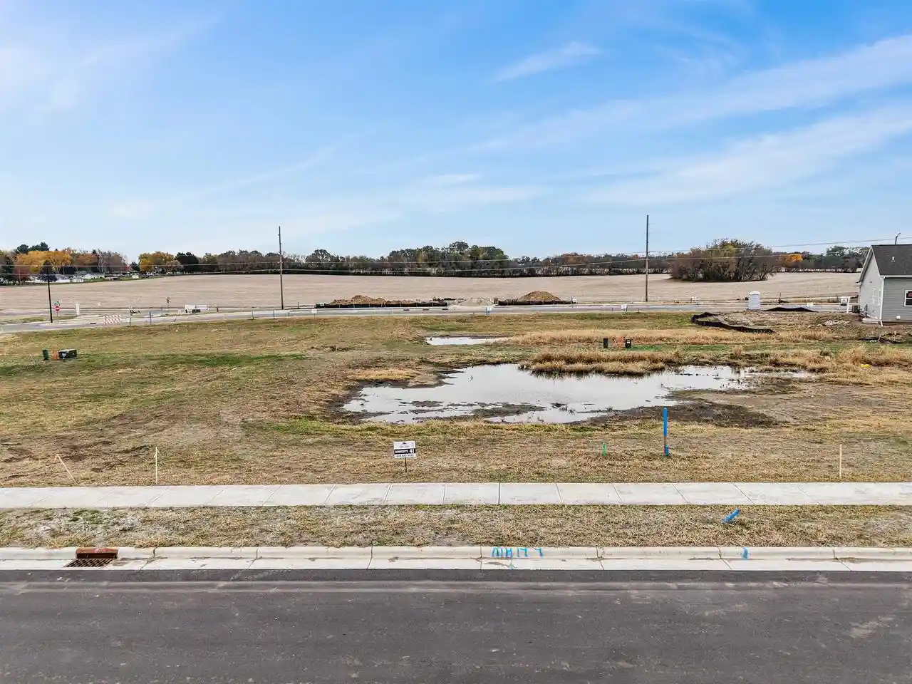 2nd image of 335 Wild Rose Way Way, Stoughton, WI 53589 | MLS# 2020982