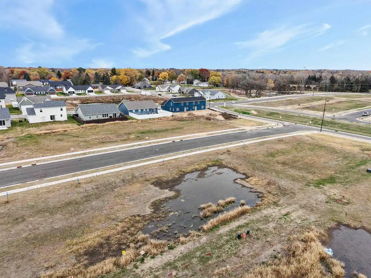 5th image of 335 Wild Rose Way Way, Stoughton, WI 53589 | MLS# 2020982