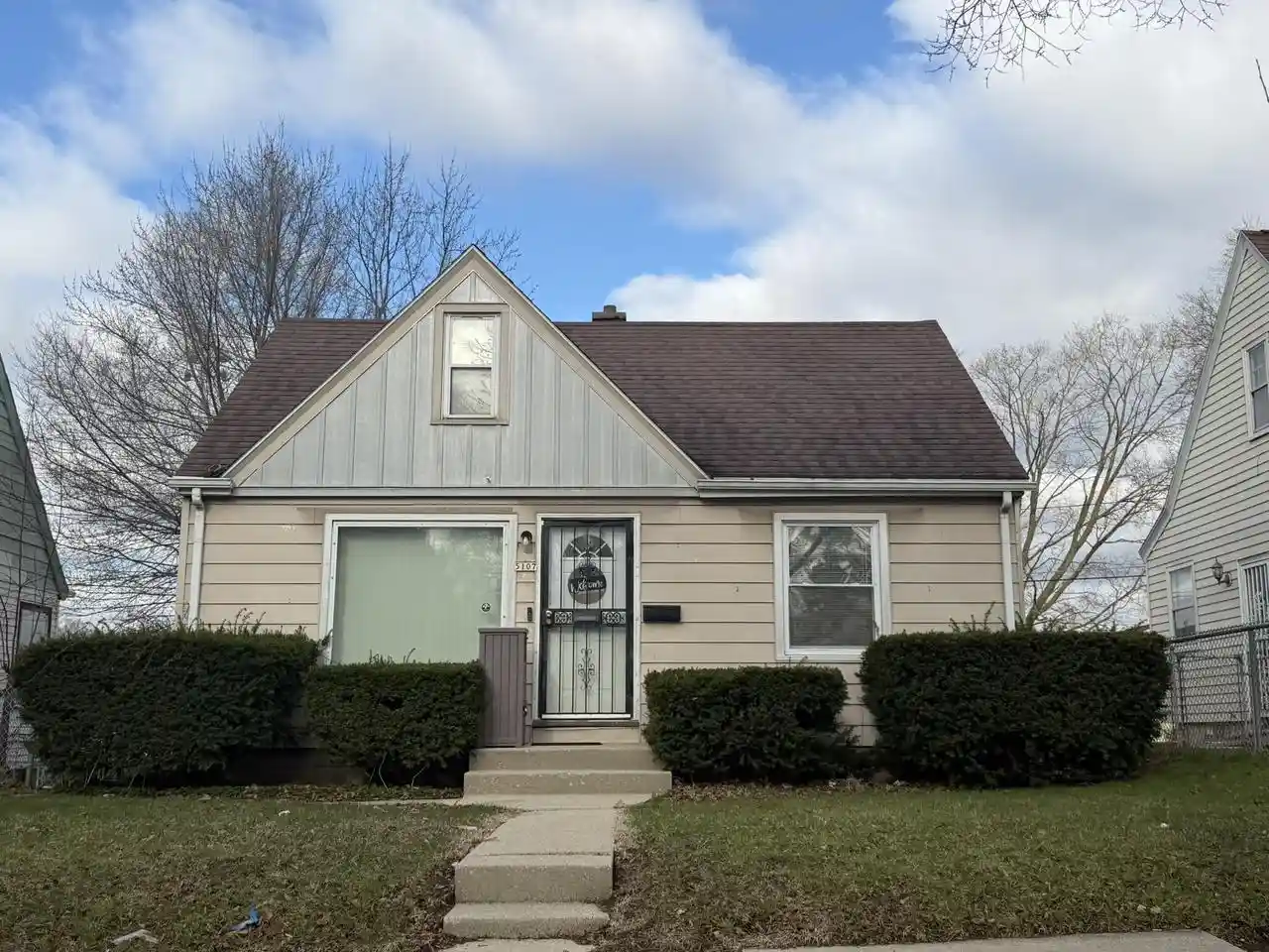 Homes for sale in Milwaukee, WI | 5107 N 51st Boulevard Boulevard, Milwaukee, WI 53218 | MLS# 1958376