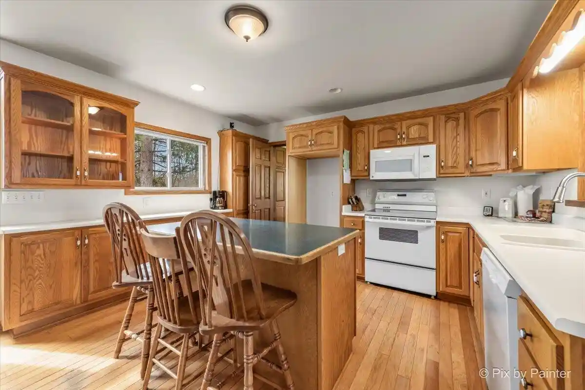 Homes for sale in Lake Geneva, WI | W3004 Krueger Road Road, Lake Geneva, WI 53147 | MLS# 1958383