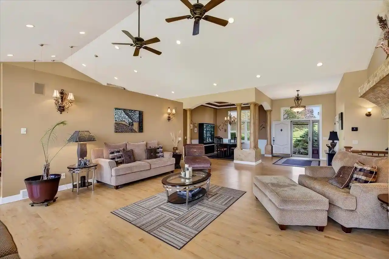 5th image of 1053 Winged Foot Dr Dr, Oregon, WI 53575 | MLS# 2021000