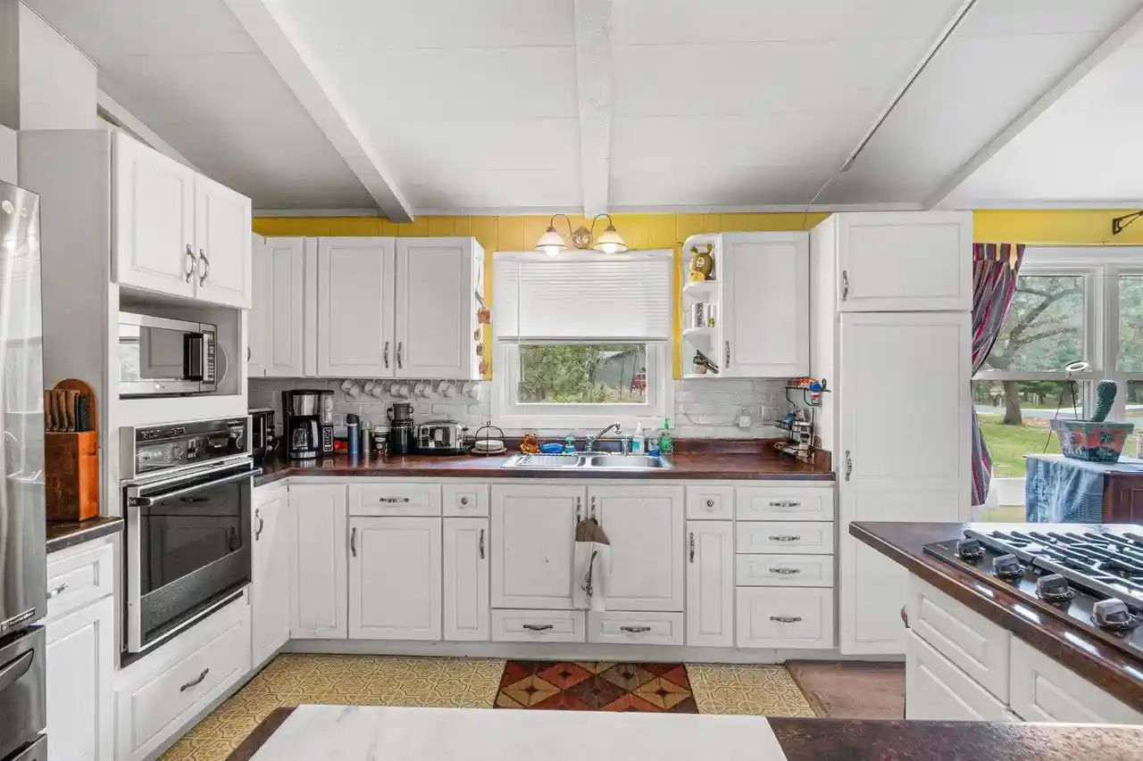 Homes for sale in Nekoosa, WI | 1102 S Archers Way Way, Nekoosa, WI 54457 | MLS# 2021009