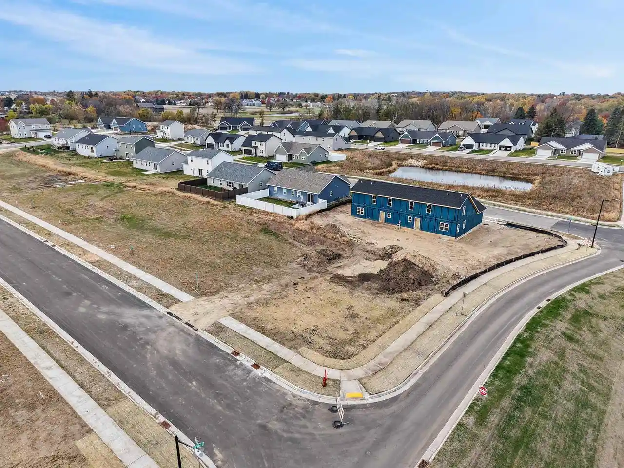4th image of 310 Wild Rose Way Way, Stoughton, WI 53589 | MLS# 2021016